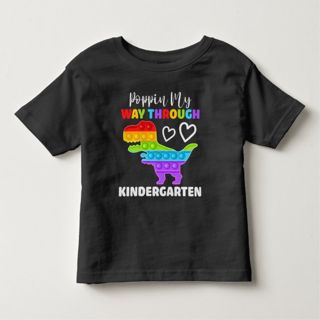 Dinosaur Poppin My Way Through Kindergarten Kleinkind T-shirt (Vorderseite)