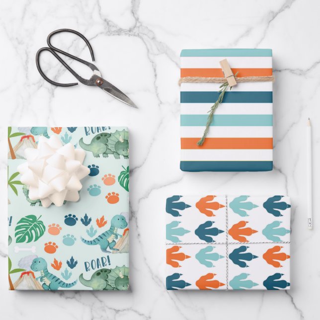 Dinosaur Roar T-Rex Triceratops Tracks Streifen Geschenkpapier Set (Vorderseite)