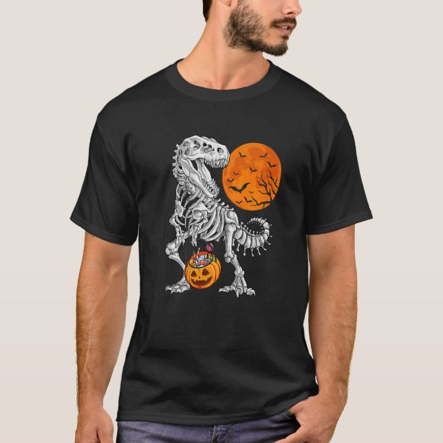 Dinosaur Skeleton T rex Beängstigend Dinosaur Hall T-Shirt (Vorderseite)