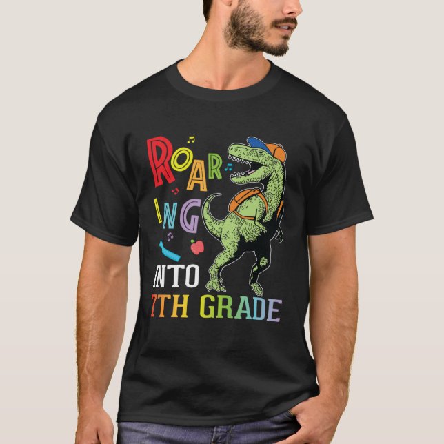 Dinosaur Student Roaring Into 7th Grade First Day  T-Shirt (Vorderseite)