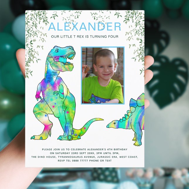 Dinosaur T-Rex 4. Geburtstag Party Budget Einladungspostkarte (Dinosaur T-Rex 4th birthday party budget postcard invitation with photo template colorful dinos)