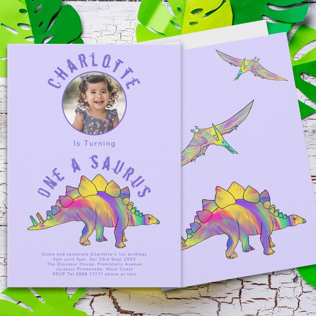 Dinosaurier 1. Geburtstag Party Lila Einladung (Dinosaur 1st birthday party invitation one-a-saurus colorful watercolor dino stegosaurus pterodactyl)