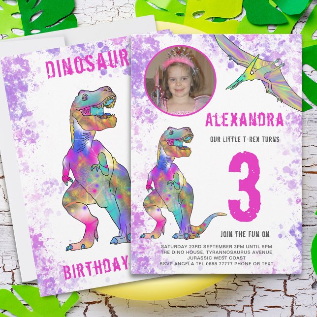 Dinosaurier 3. Geburtstag Party Pink Einladung (Girl pink dinosaur 3rd birthday party invitation photo template pink watercolor splash colorful dino)