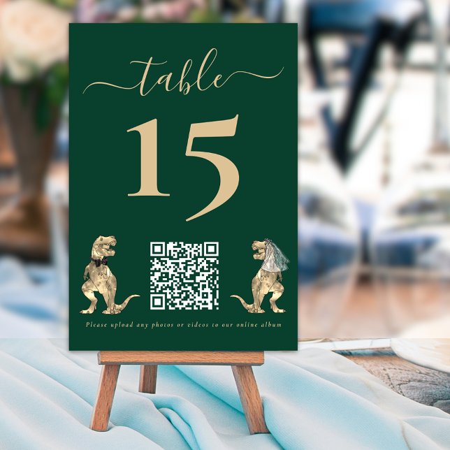 Dinosaurier Thema Hochzeitsstimmung Grüner QR-Code Tischnummer (Dinosaur theme wedding dark green table number cards with website qr code for photos and videos )