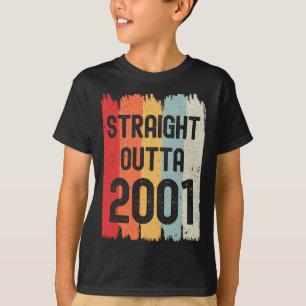 Direkt aus 2001 Lustiger Retro-Geburtstag Awesome  T-Shirt