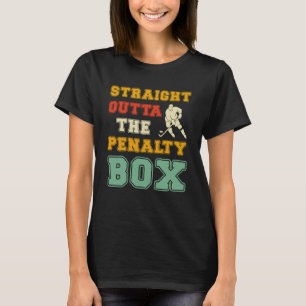 Direkt vor der Penalty Box Vintag Eishockey T-Shirt