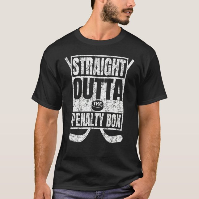 Direkt vor der Strafbox T-Shirt (Vorderseite)