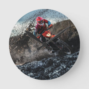 Dirt Rad-Reiter-Kissen Runde Wanduhr