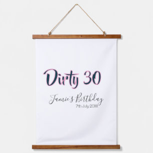 Dirty 30 Geburtstag Name Datum pink grau Kalligraf Wandteppich Mit Holzrahmen