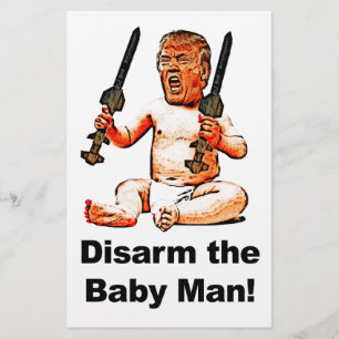 Disarm the Baby Man Briefpapier
