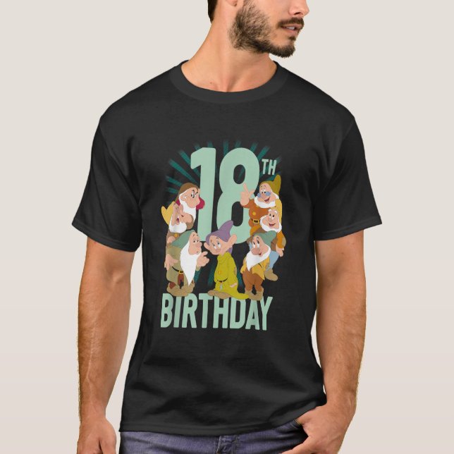 Disney Snow White Dwarfs Group Shot 18th Birthday  T-Shirt (Vorderseite)