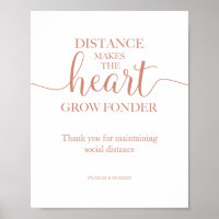 Distanz macht das Herz zu einem Schriftzeichen