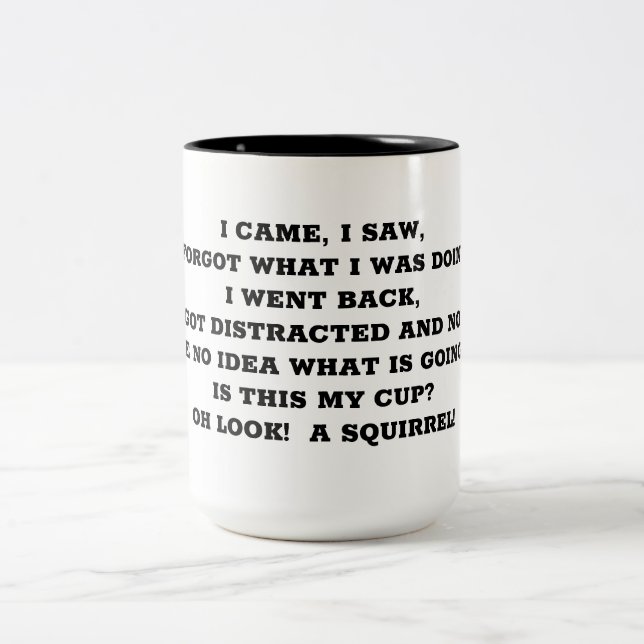 "DISTRACTED"-TASSE ZWEIFARBIGE TASSE (Mittel)