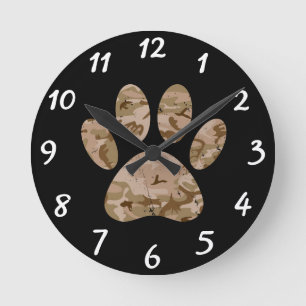 Distressed Desert Camo Dog Paw Print Round Clock Runde Wanduhr