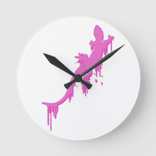 Distressed Pink Salamander With Paint Drip Runde Wanduhr