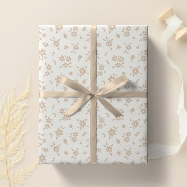 Ditsy-Blumenmuster gedämpft neutral blass creme be Geschenkpapier (Von Creator hochgeladen)