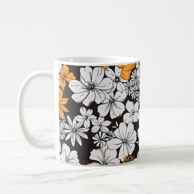 Ditsy Floral: farbenfroher dunkler Hintergrund. Kaffeetasse (Links)