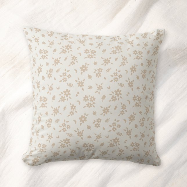 Ditsy Floral Muted Neutral Soft Pale Cream Beige Kissen (Von Creator hochgeladen)