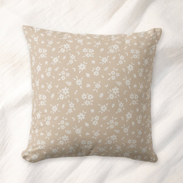 Ditsy Floral Muted Neutral Soft Pale Tan Taupe Kissen (Von Creator hochgeladen)