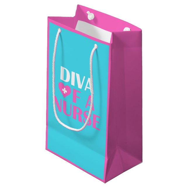 "DIVA OF A NURSE" KLEINE GESCHENKTÜTE (Vorderseite Schrägansicht)