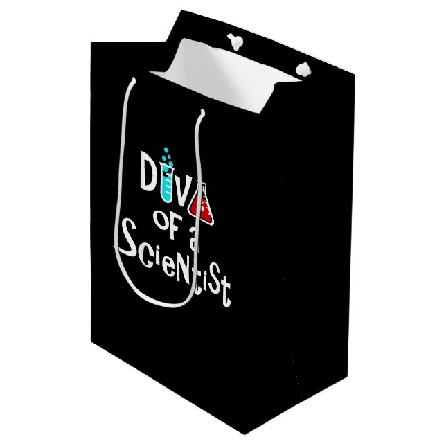 "DIVA of a Scientist" Mittlere Geschenktüte (Vorderseite Schrägansicht)