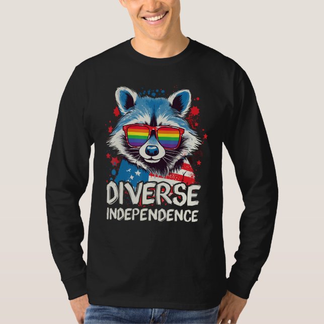 Diverse Independence  Raccoon LGBT Pride Sunglasse T-Shirt (Vorderseite)