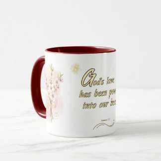 Divine Love Mug: 'Romans 5:5 Bible Verse Design Tasse