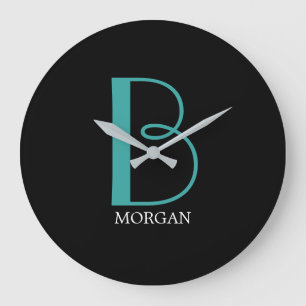 DIY Large Monogram & Name, Teal/White Text, Black Große Wanduhr