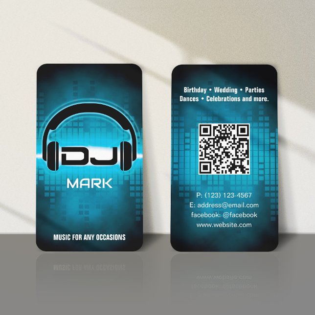 DJ Modern Sky Blue Business Card mit QR-Code Visitenkarte (Von Creator hochgeladen)