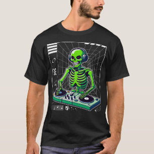 DJ Skeleton bei Turntable Club Music DJs T-Shirt