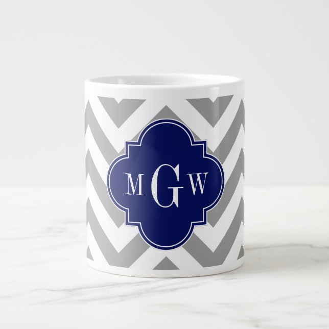 Dk Grau Lg Zickzack Navy Quatrefolie 3 Monogramm Jumbo-Tasse (Vorderseite)