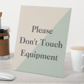 Do Not Touch Equipment Professional Boundary Sockelschild