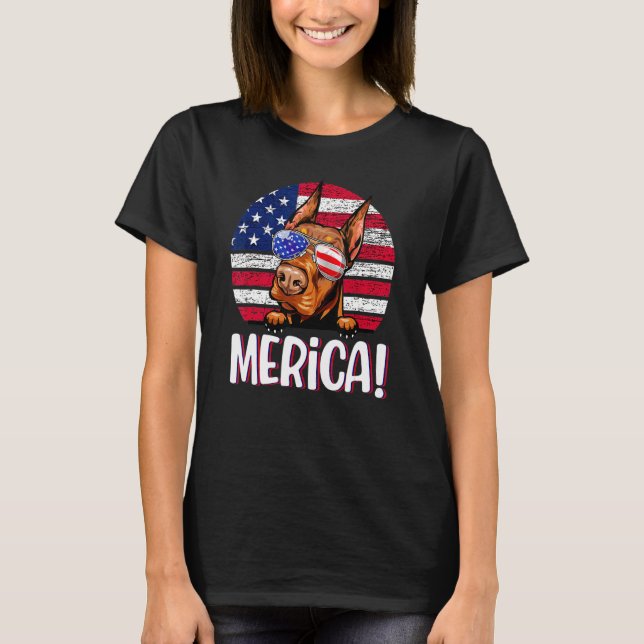 Doberman 4. Juli American Flag Hunde Männer Frauen T-Shirt (Vorderseite)