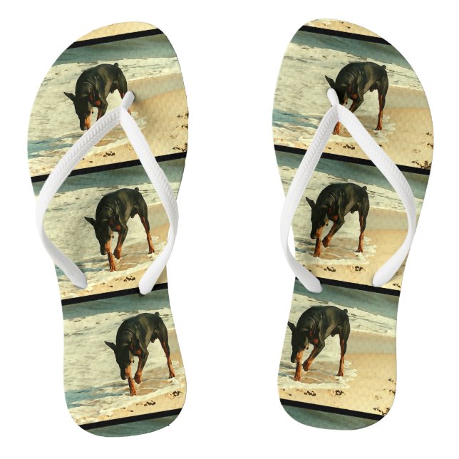 Doberman auf der Strandmalerei Flip Flops (Fußbett)