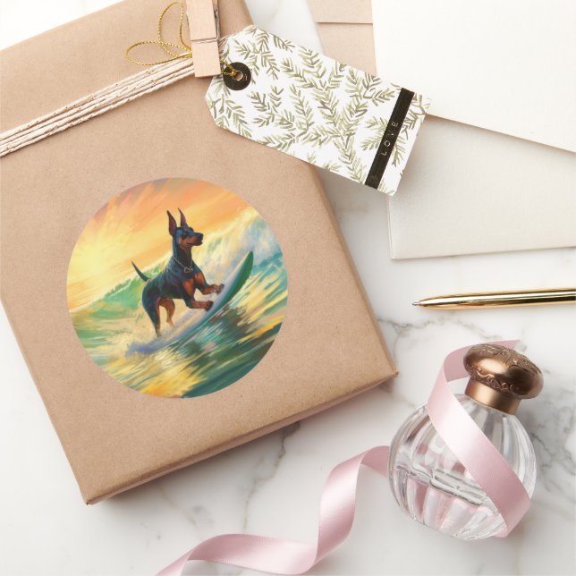Doberman Beach Surfing Painting Runder Aufkleber (Schenken)