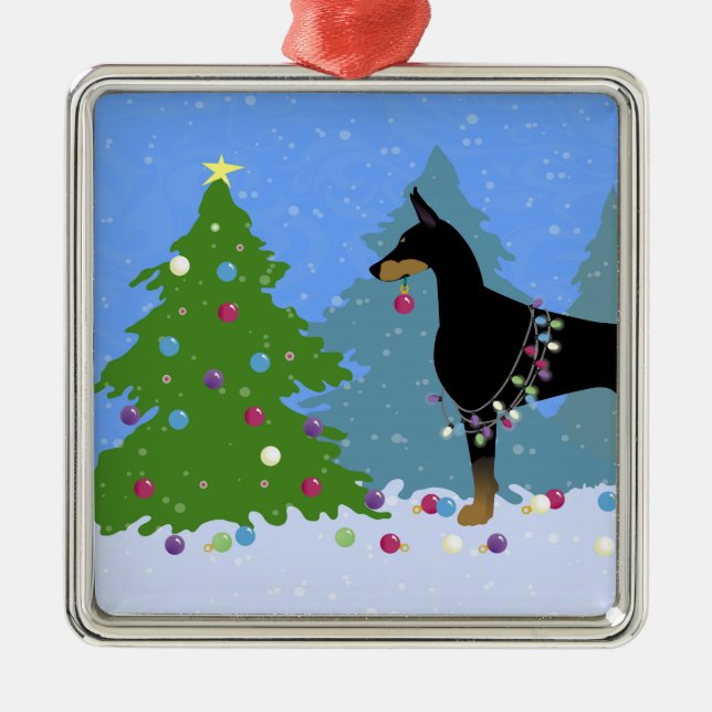 Doberman Dekorationsbaum im Wald Ornament Aus Metall (Vorne)