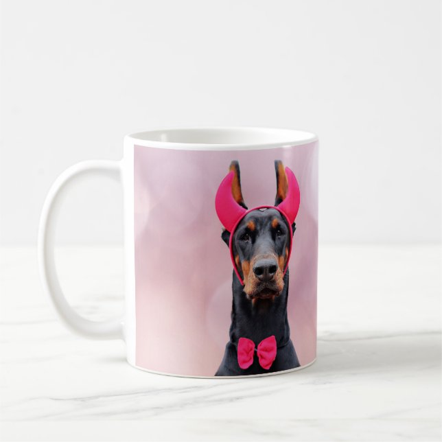 Doberman in Devil Costume Kaffeetasse (Links)