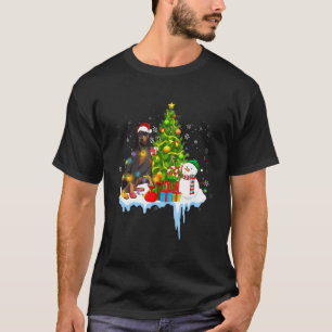 Doberman Pinscher Costume Santa Lights Hat im Schn T-Shirt