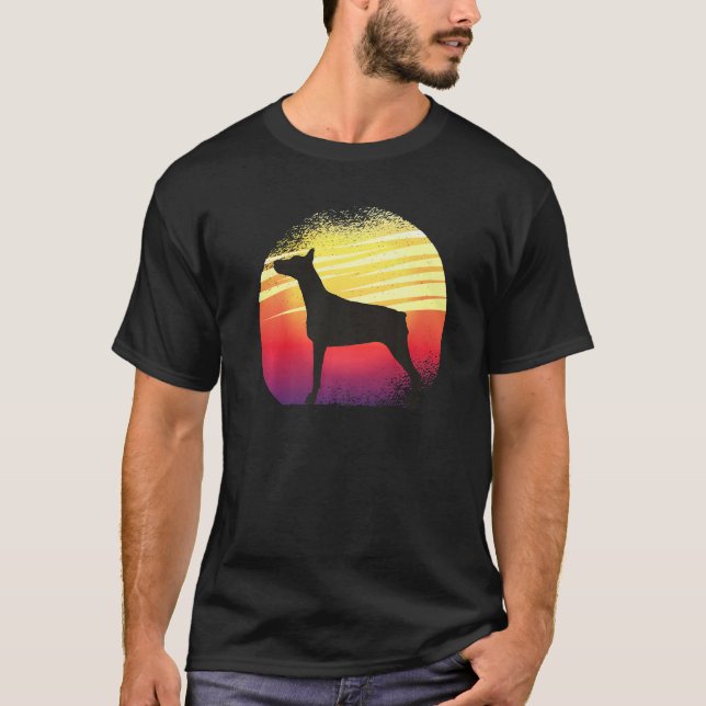 Dobermann Dog Breed 48 T-Shirt (Vorderseite)