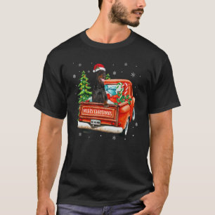 Dobermann-Hund fährt roten LKW Weihnachten Hund Xm T-Shirt