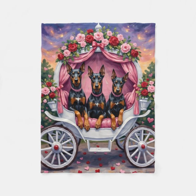Dobermann Hund Valentinstag  Fleecedecke (Vorderseite)