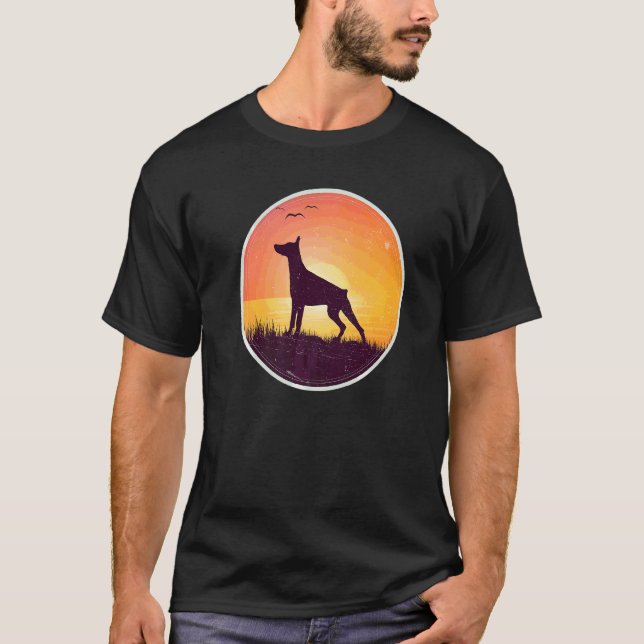 Dobermann-Hunderasse  13 T-Shirt (Vorderseite)