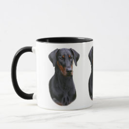 DobermannPinscher-natürliche ohrige Tasse
