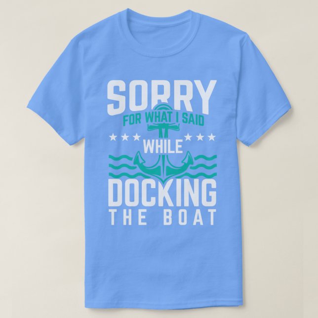 Docking the Boat wingsails Ozean Boot Geschenk T-Shirt (Design vorne)