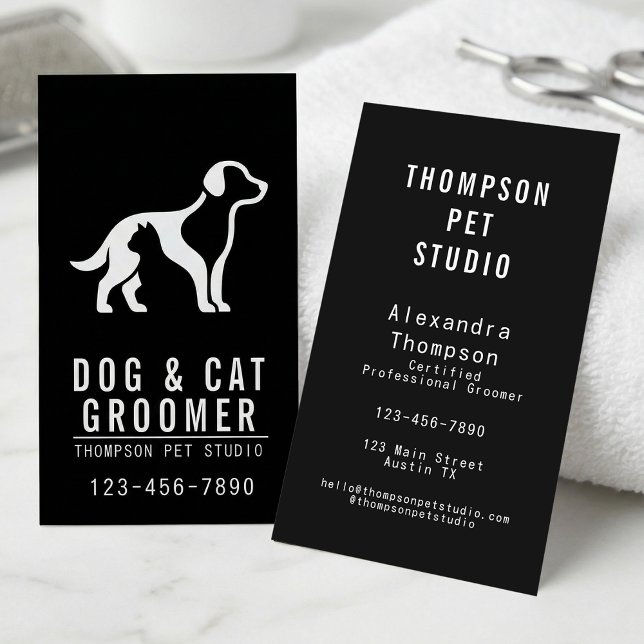Dog And Cat Groomer Modern Bold Professional Visitenkarte (Von Creator hochgeladen)