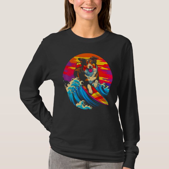 Dog Australian Shepherd Surf T-Shirt (Vorderseite)