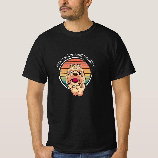 Dog Brownie Looking Naughty T-Shirt (Vorderseite)
