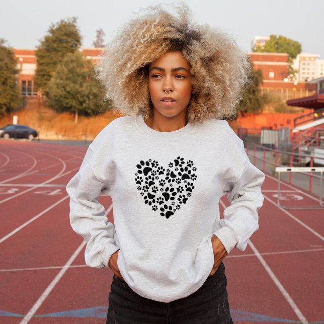 Dog Cat Paw Prints Heart Valentine's Day Love Sweatshirt (Von Creator hochgeladen)