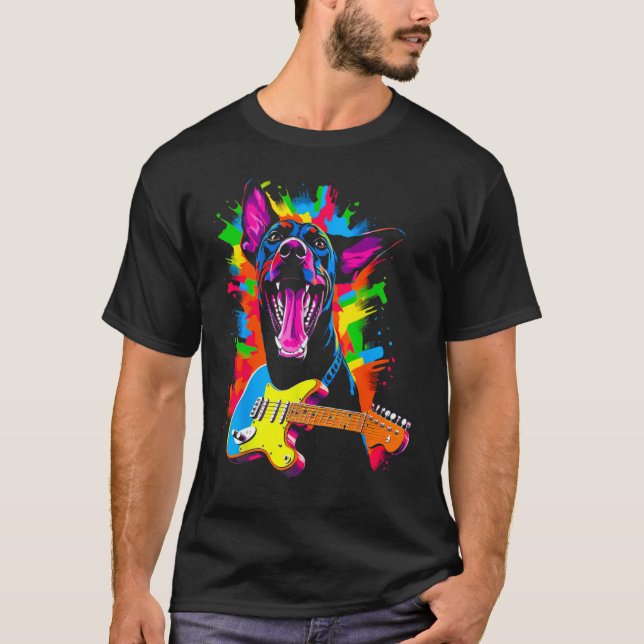Dog Doberman Pinscher Guitarist T-Shirt (Vorderseite)