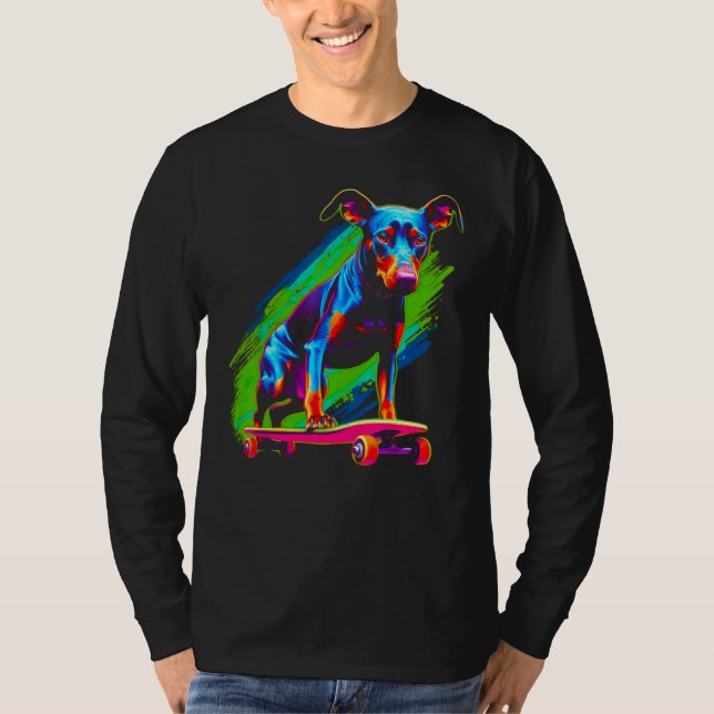 Dog Doberman Pinscher Skateboard T-Shirt (Vorderseite)